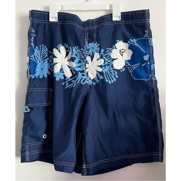 American Eagle Outfitters • Blue Tropical Floral Swim Shorts - Picture 1 of 4
